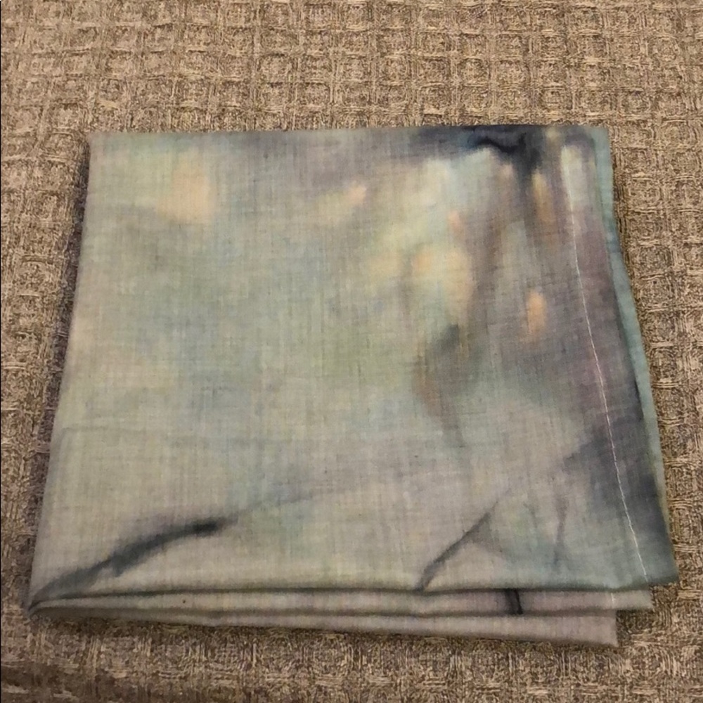 Black and green tie dye bandana
